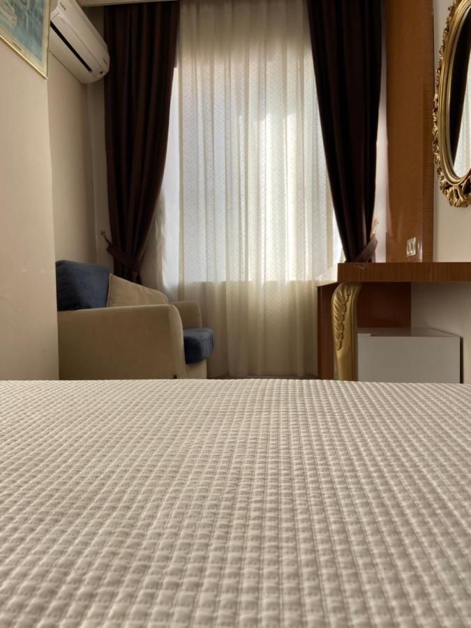 Derin Suit Otel Antalia Esterno foto
