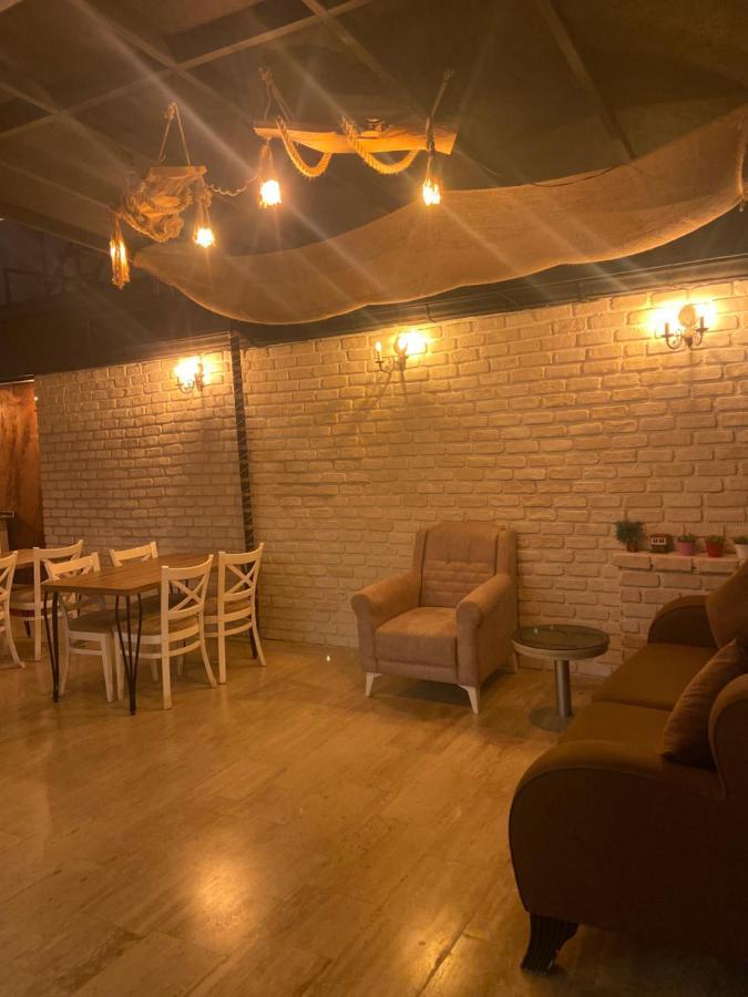 Derin Suit Otel Antalia Esterno foto