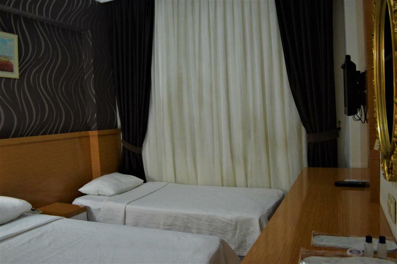 Derin Suit Otel Antalia Esterno foto