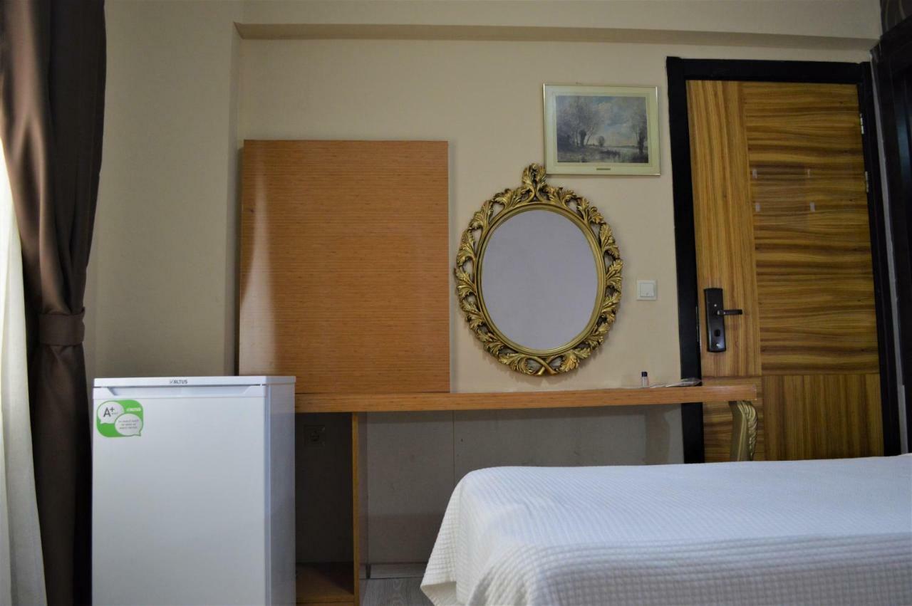 Derin Suit Otel Antalia Esterno foto